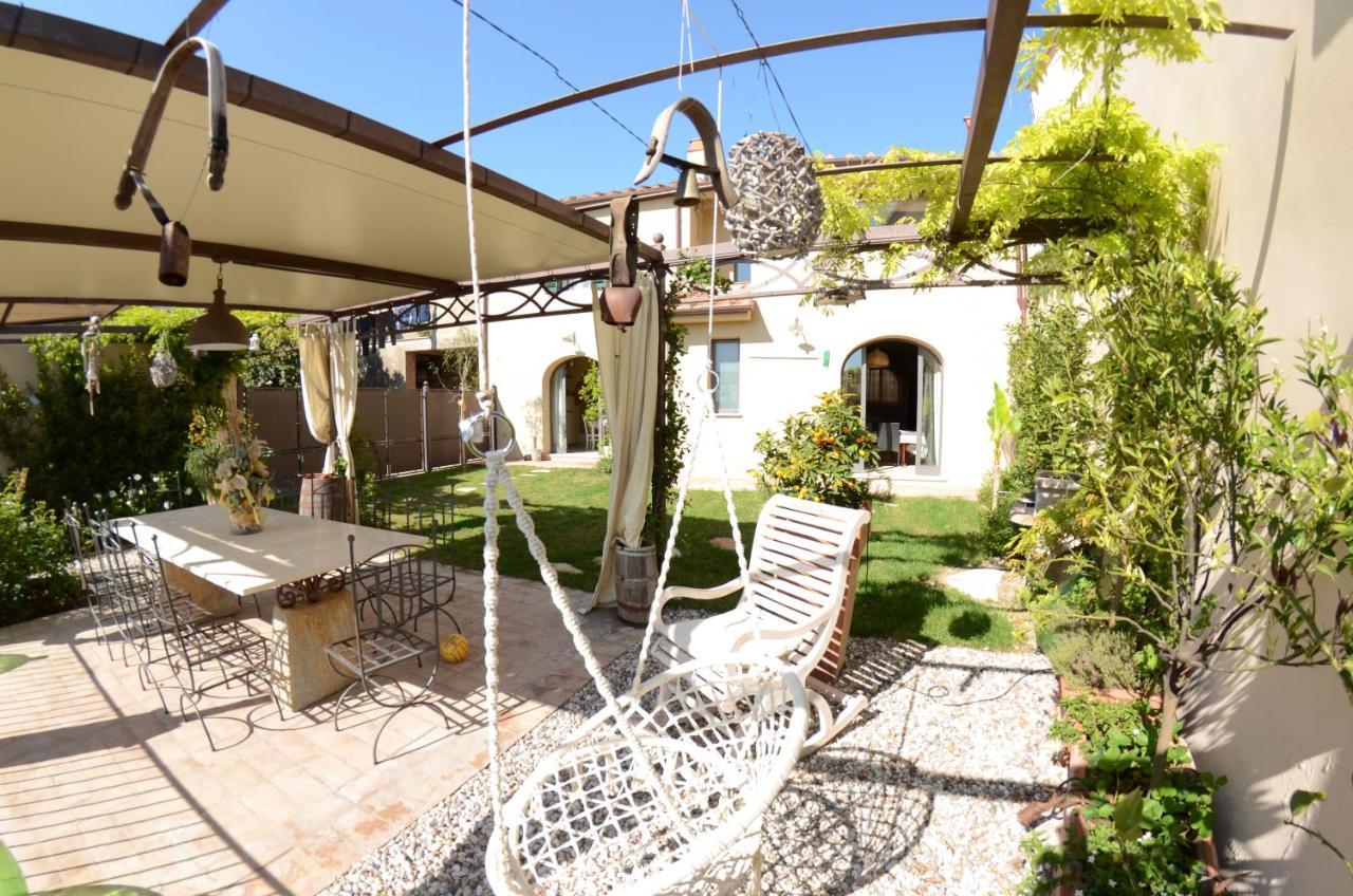 Al Colle Di Lari Villa Екстериор снимка
