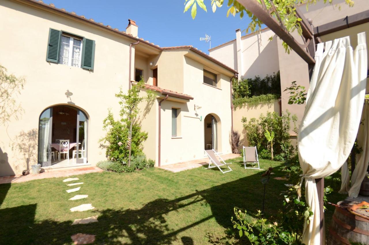 Al Colle Di Lari Villa Екстериор снимка