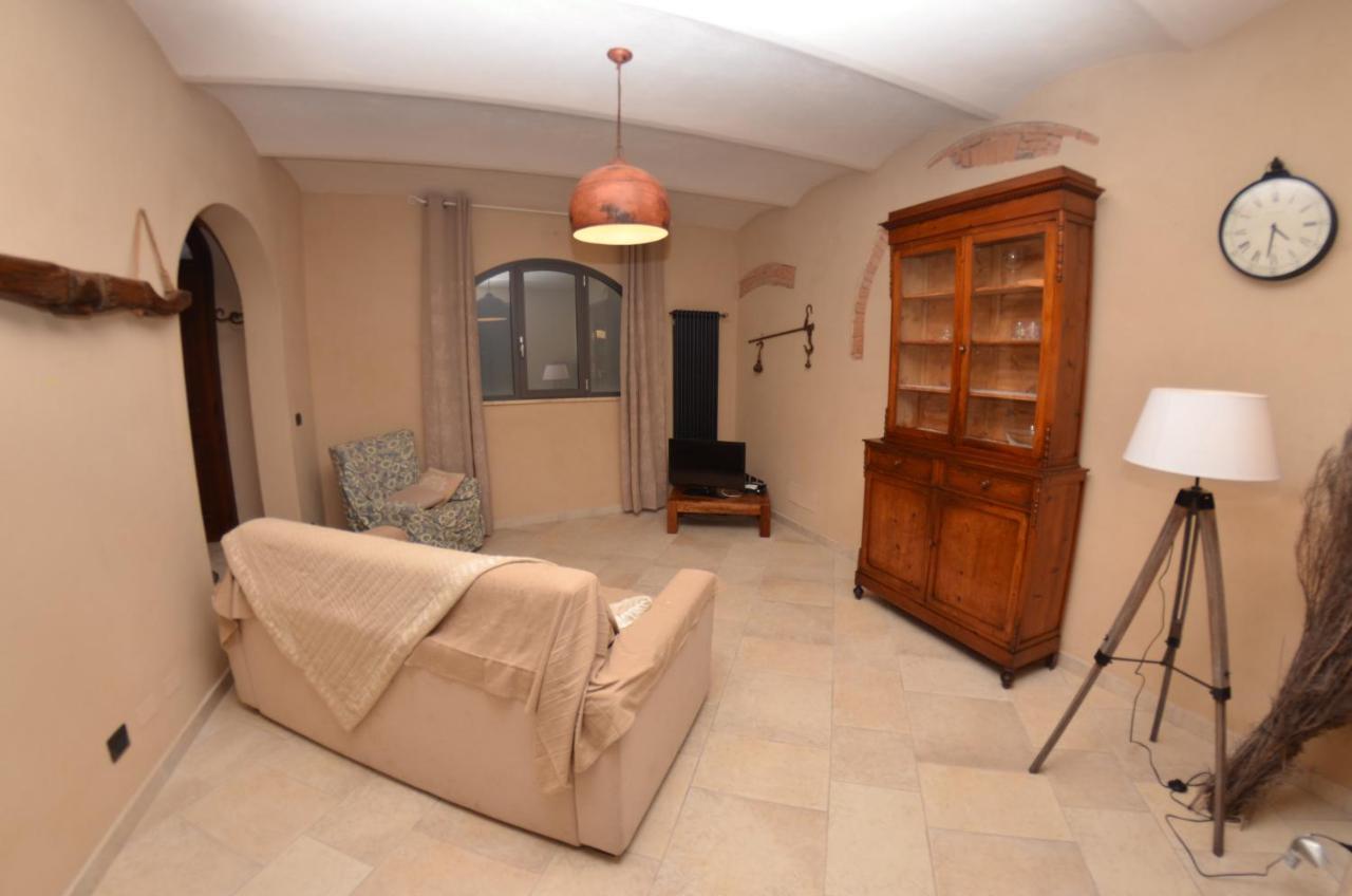 Al Colle Di Lari Villa Екстериор снимка