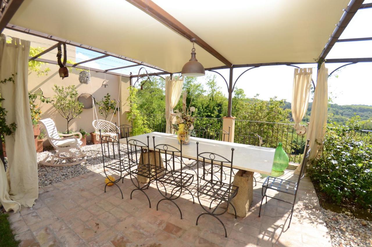 Al Colle Di Lari Villa Екстериор снимка