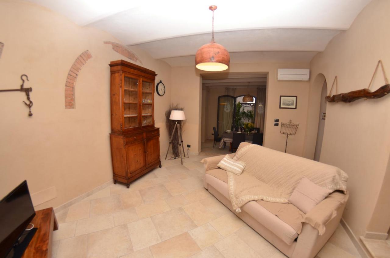 Al Colle Di Lari Villa Екстериор снимка